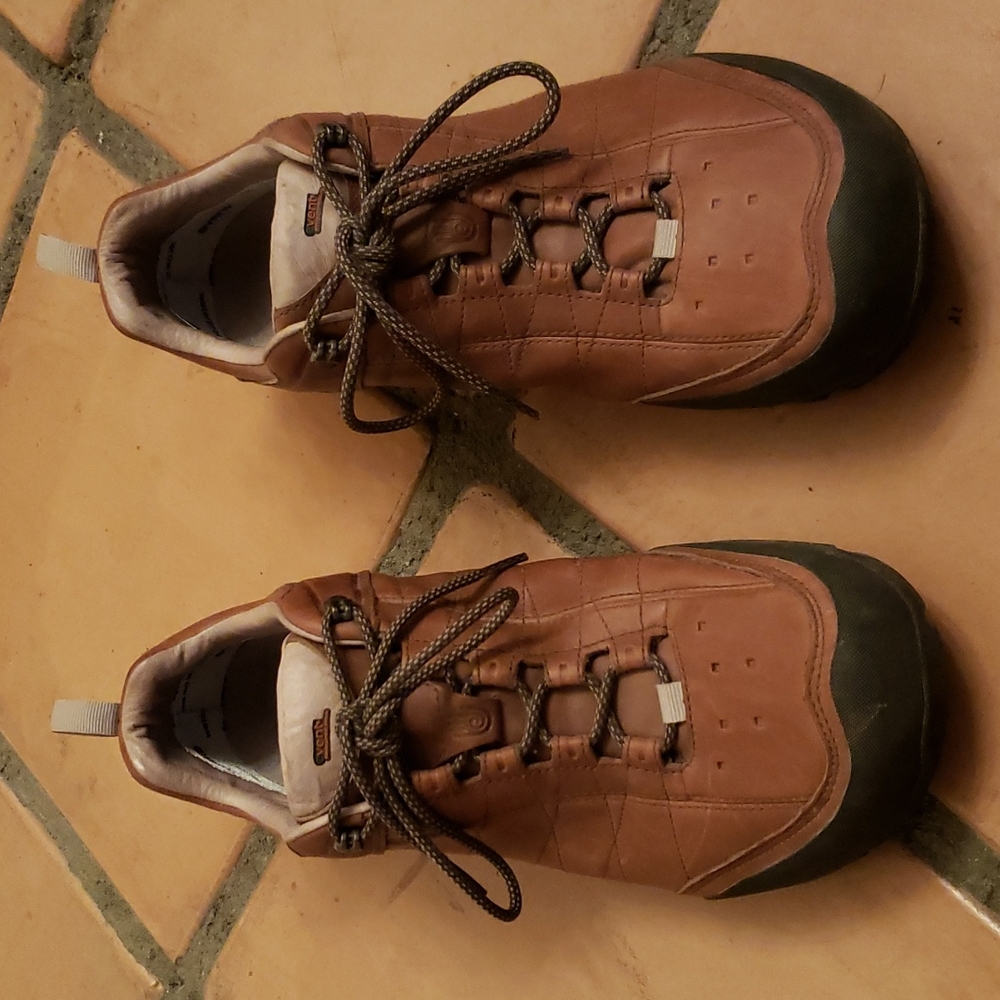 Teva Riva Leather